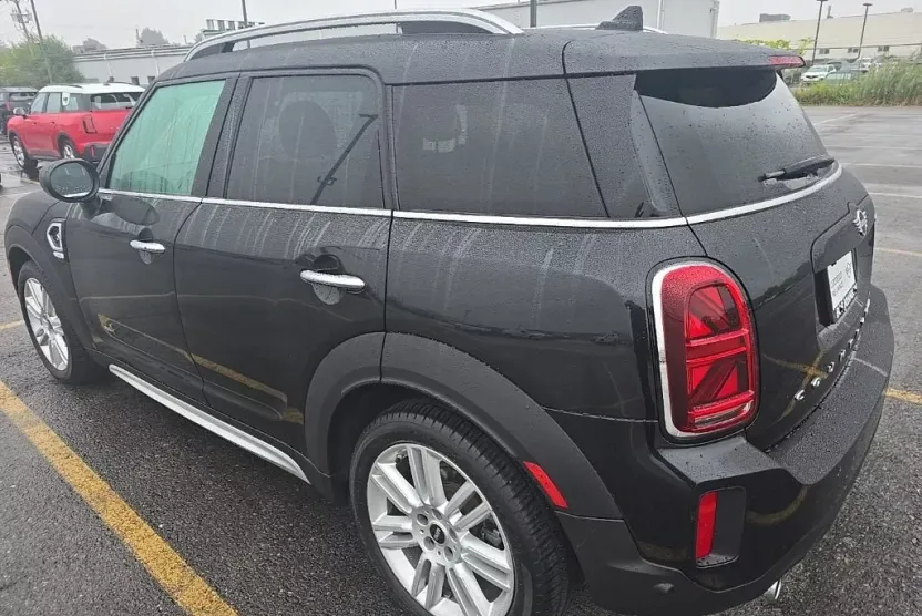 2023 Mini Countryman ALL4 S photo 1