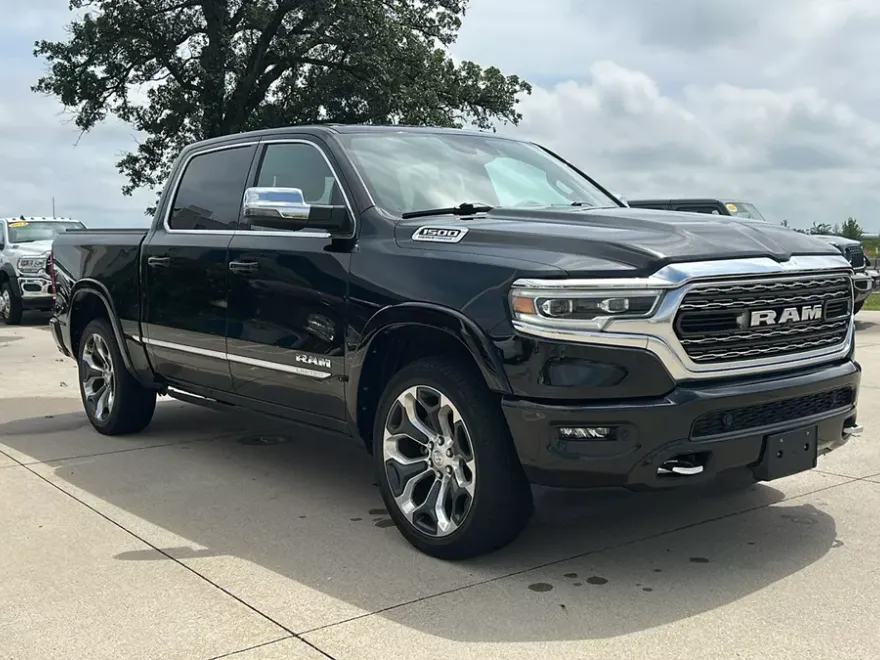 2023 Ram 1500 Limited photo 1