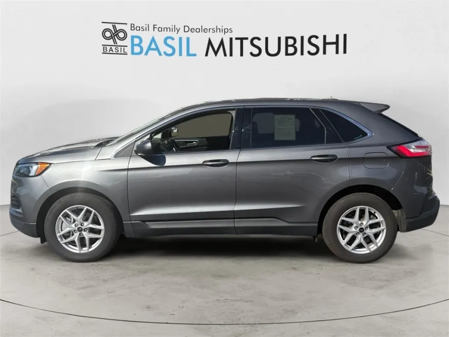 2024 Ford Edge SEL photo 1