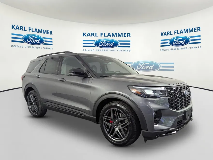 2025 Ford Explorer ST photo 1