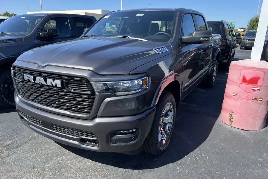 2025 Ram 1500 Big Horn photo 1