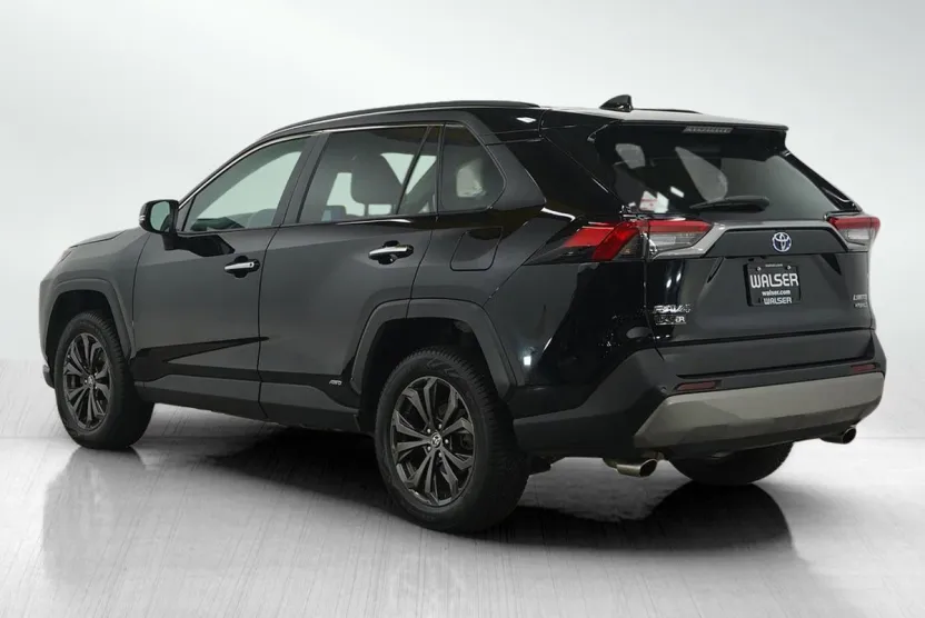 2023 Toyota RAV4 Hybrid Limited photo 1