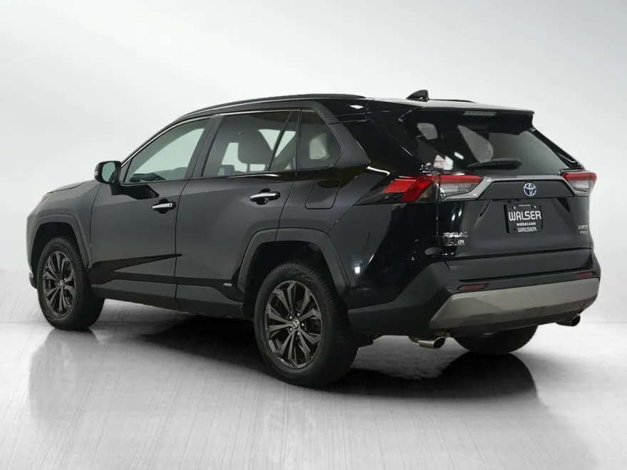 2023 Toyota RAV4 Hybrid Limited photo 1