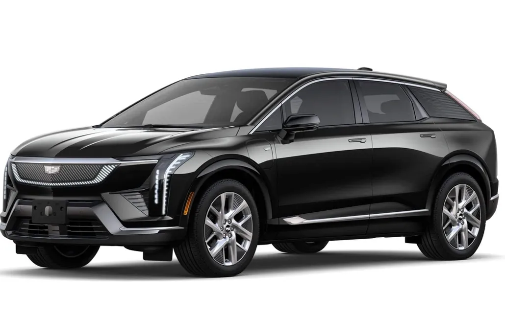 2025 Cadillac Optiq Luxury photo 1