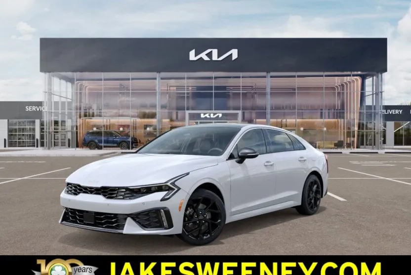 2026 Kia K5 GT-Line photo 1