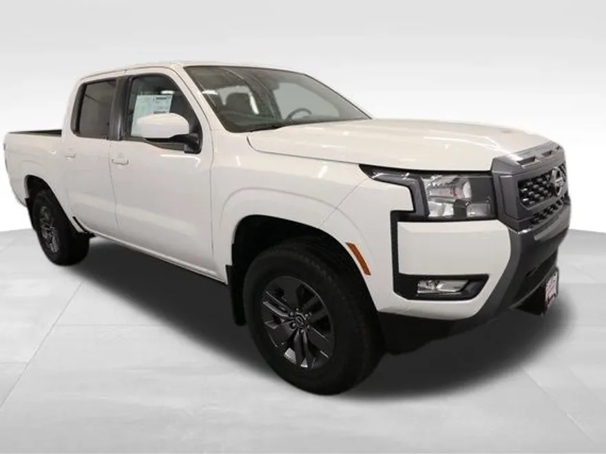 2025 Nissan Frontier SV photo 1
