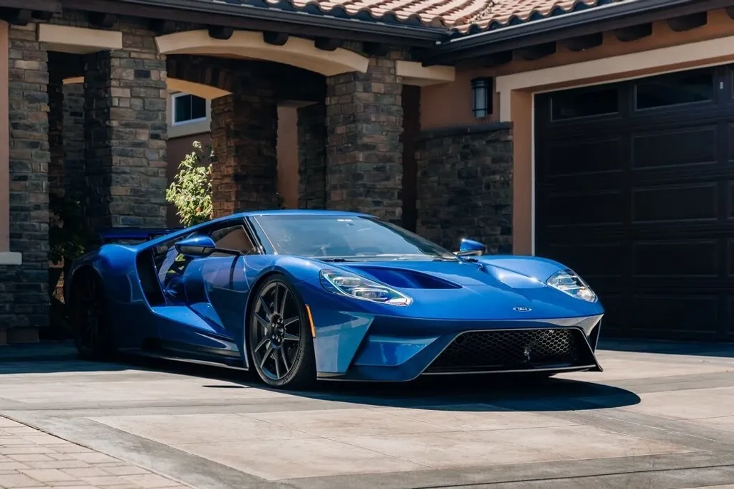 2019 Ford GT Base photo 1