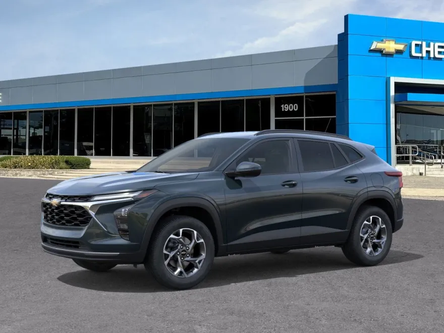 2025 Chevrolet Trax LT photo 1