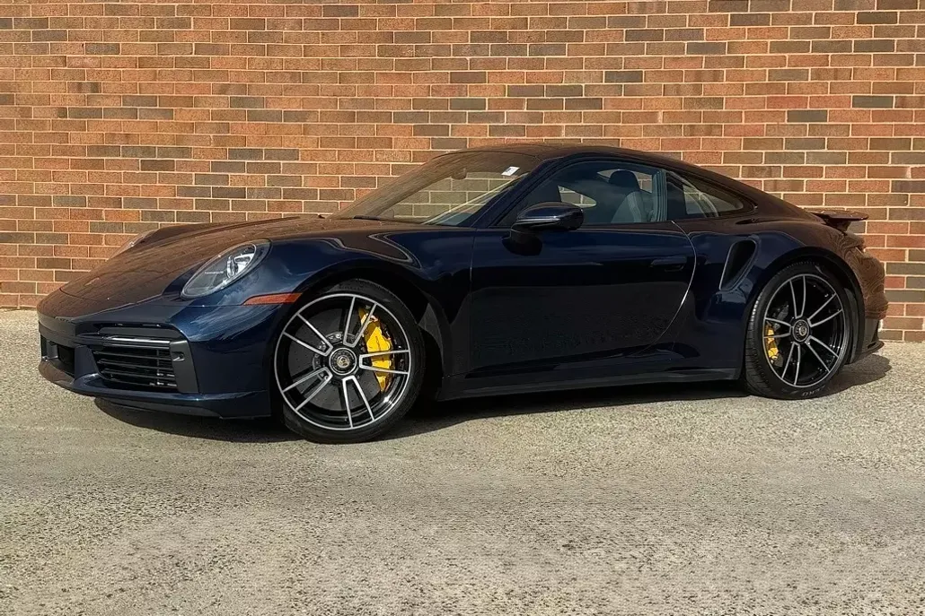 2021 Porsche 911 Turbo S photo 1
