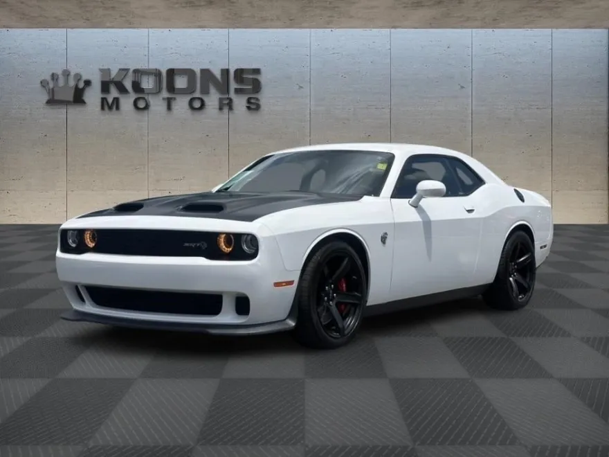 2020 Dodge Challenger SRT8 Hellcat photo 1