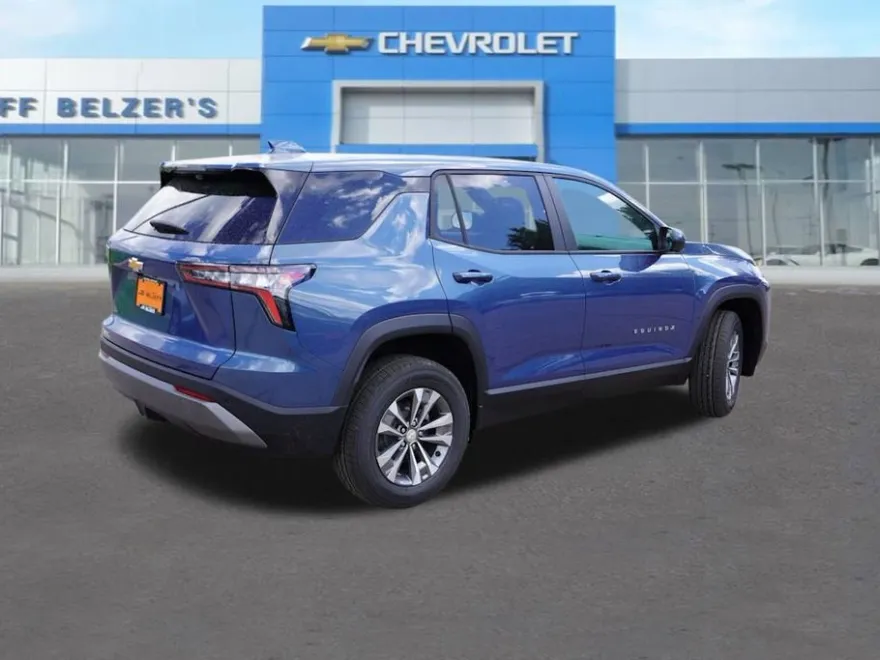 2026 Chevrolet Equinox LT photo 1