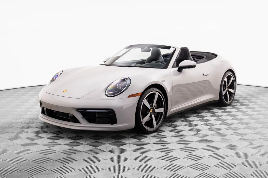 2023 Porsche 911 4 photo 1