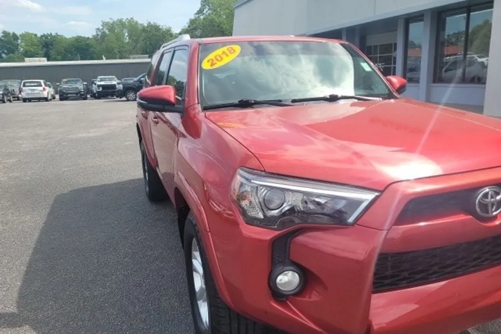 2018 Toyota 4Runner SR5 Premium photo 1