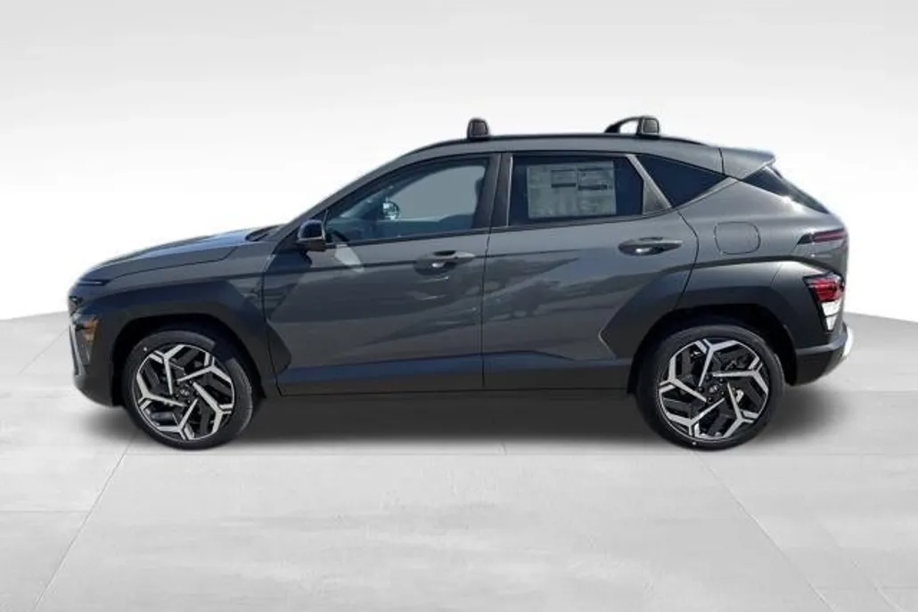 2026 Hyundai Kona SEL photo 1