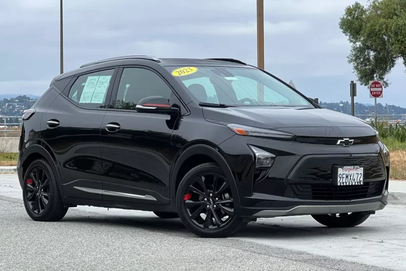 2023 Chevrolet Bolt EUV Premier photo 1
