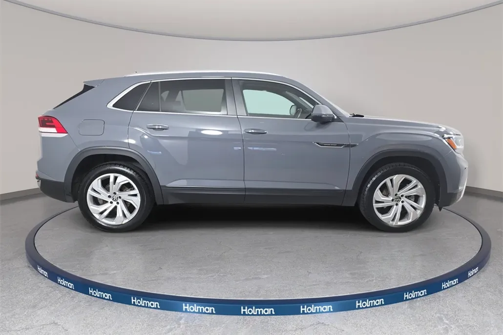 2020 Volkswagen Atlas Cross Sport V6 SEL photo 1