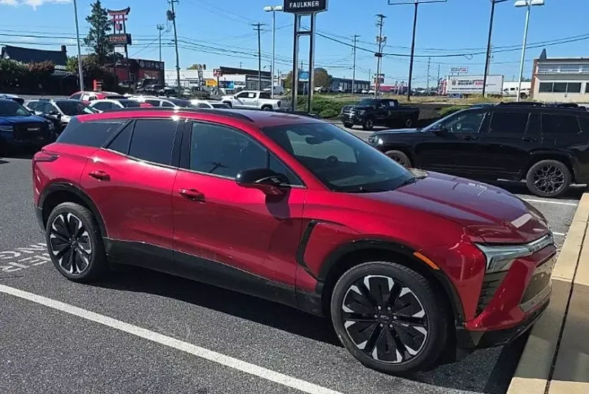 2024 Chevrolet Blazer EV RS photo 1
