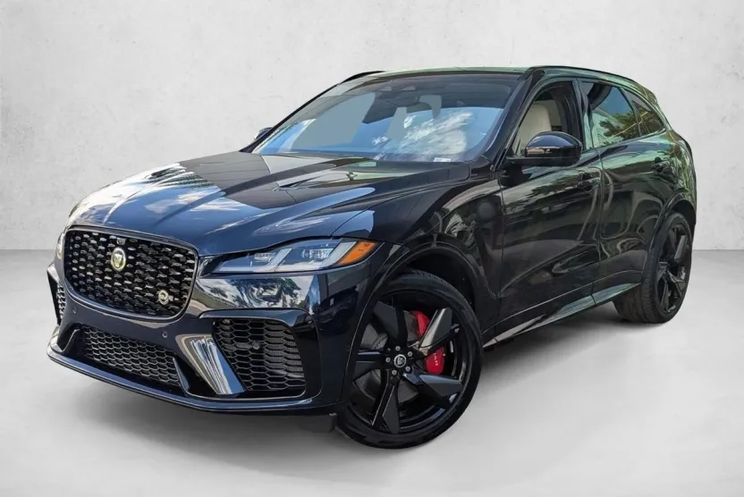 2025 Jaguar F-PACE SVR photo 1