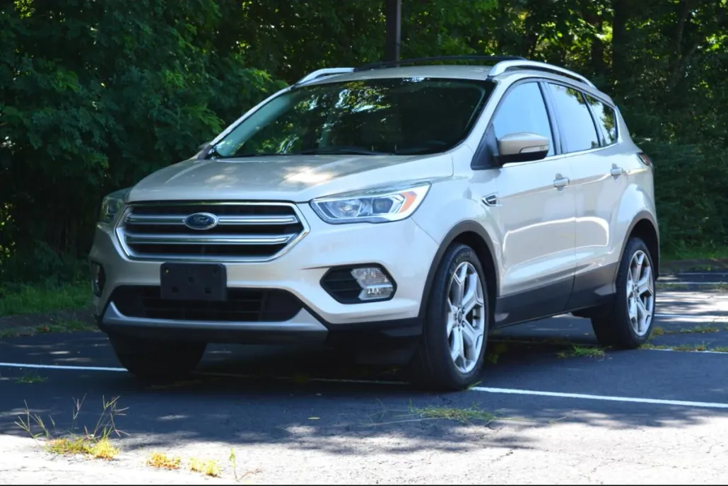 2017 Ford Escape Titanium photo 1