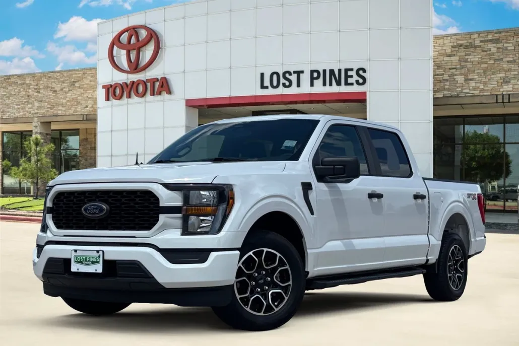 2023 Ford F-150 XL photo 1