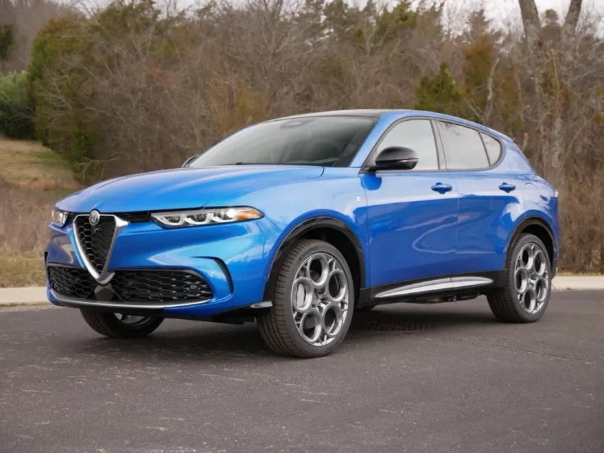 2024 Alfa Romeo Tonale Ti photo 1