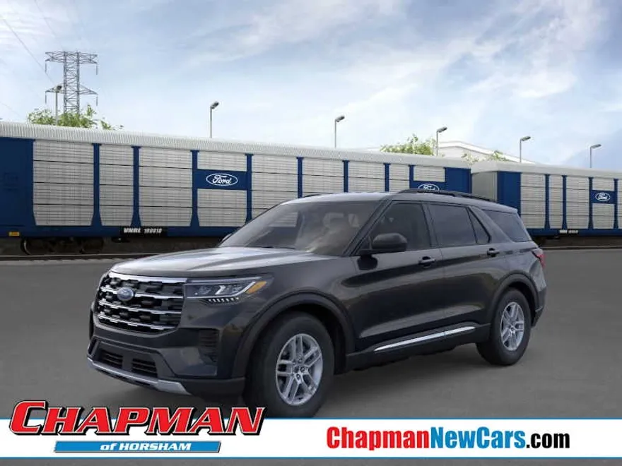 2025 Ford Explorer photo 1