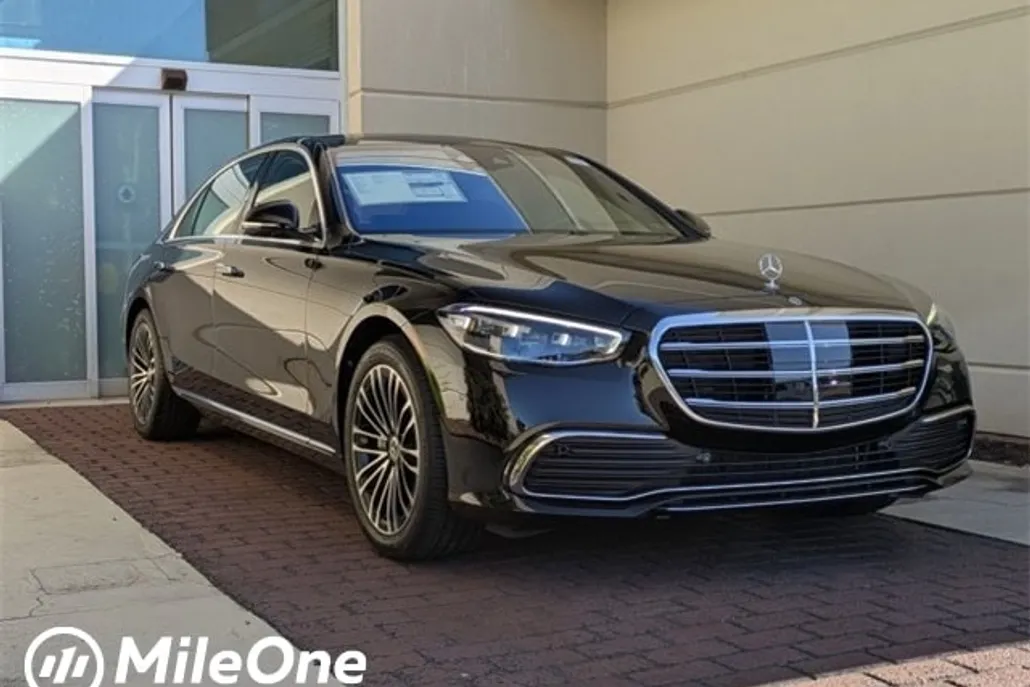 2026 Mercedes Benz S 500 4MATIC photo 1