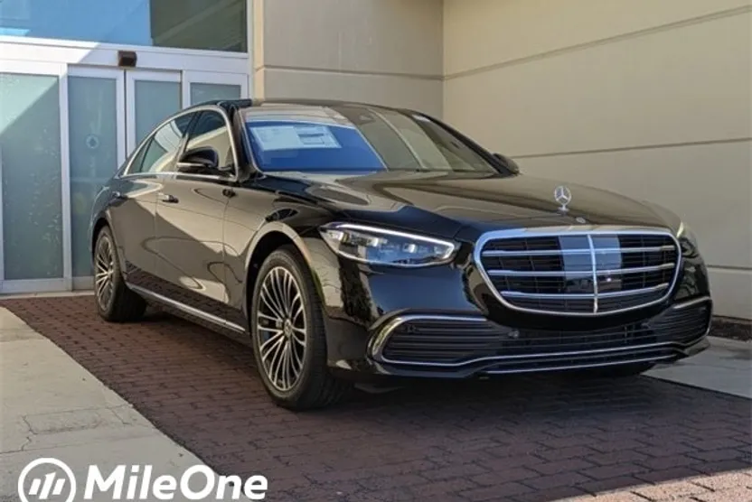 2026 Mercedes Benz S 500 4MATIC photo 1
