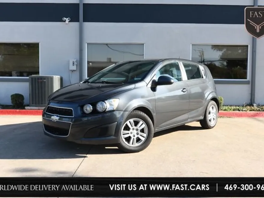 2014 Chevrolet Sonic LT photo 1