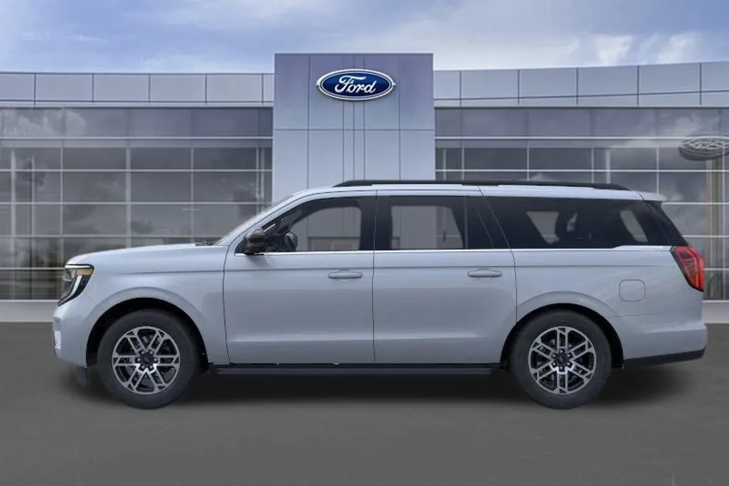 2025 Ford Expedition MAX photo 1
