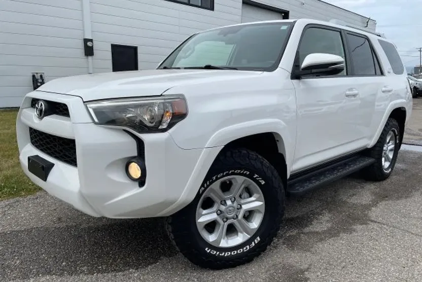 2014 Toyota 4Runner SR5 Sport photo 1