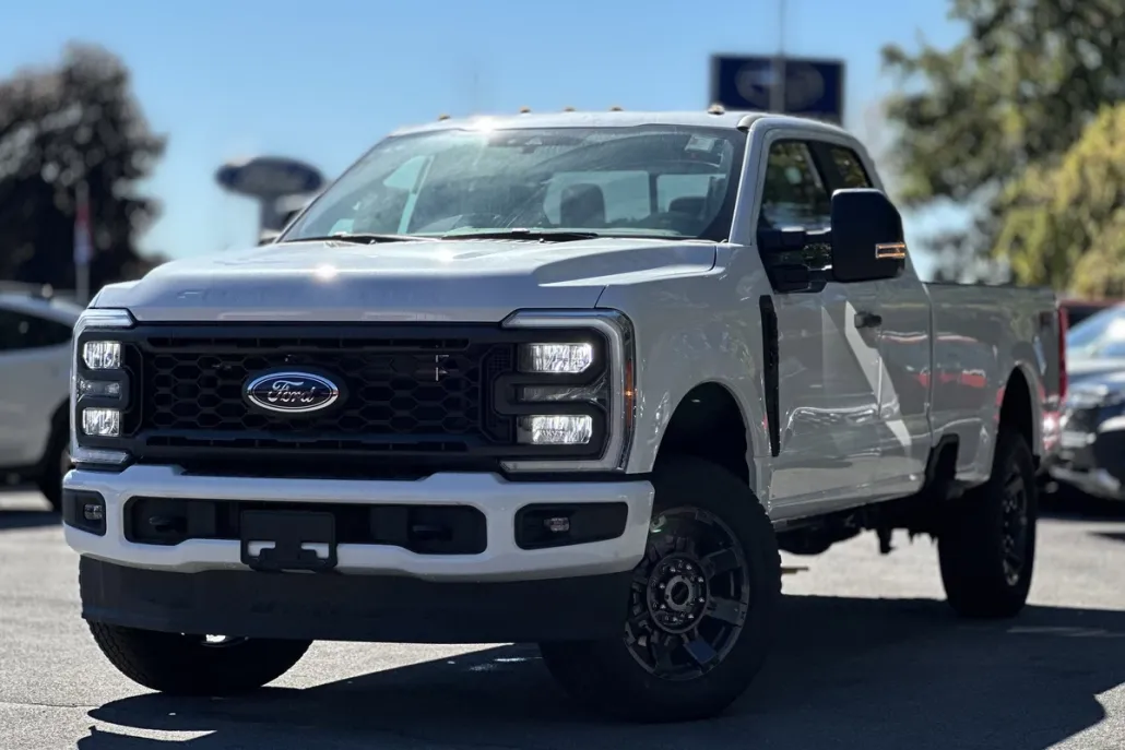 2026 Ford F-350 XL photo 1