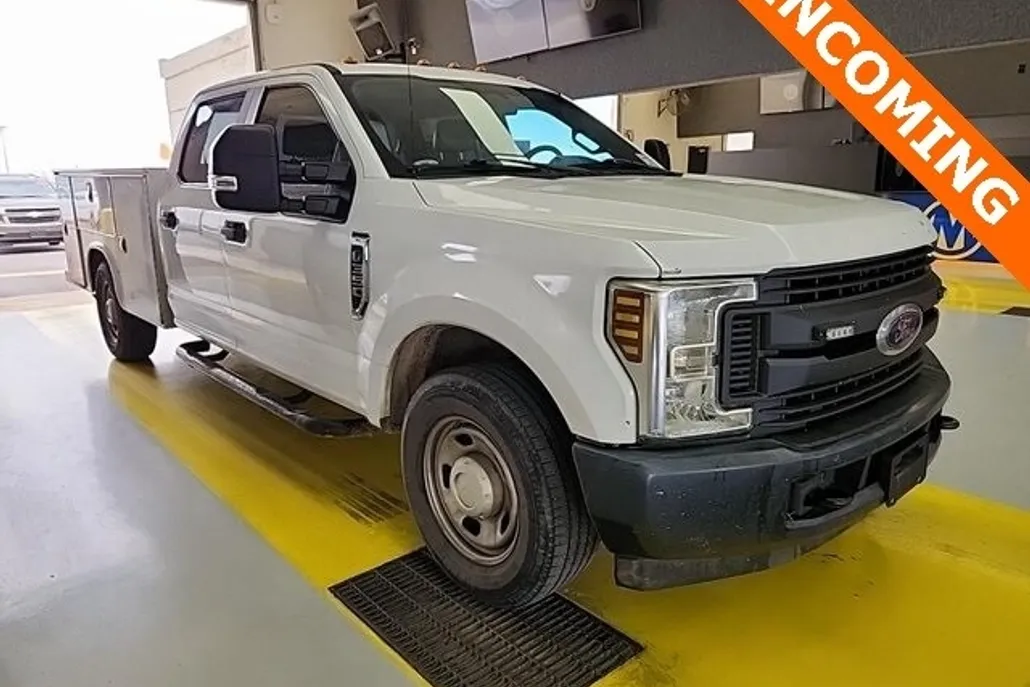 2018 Ford F-350 photo 1