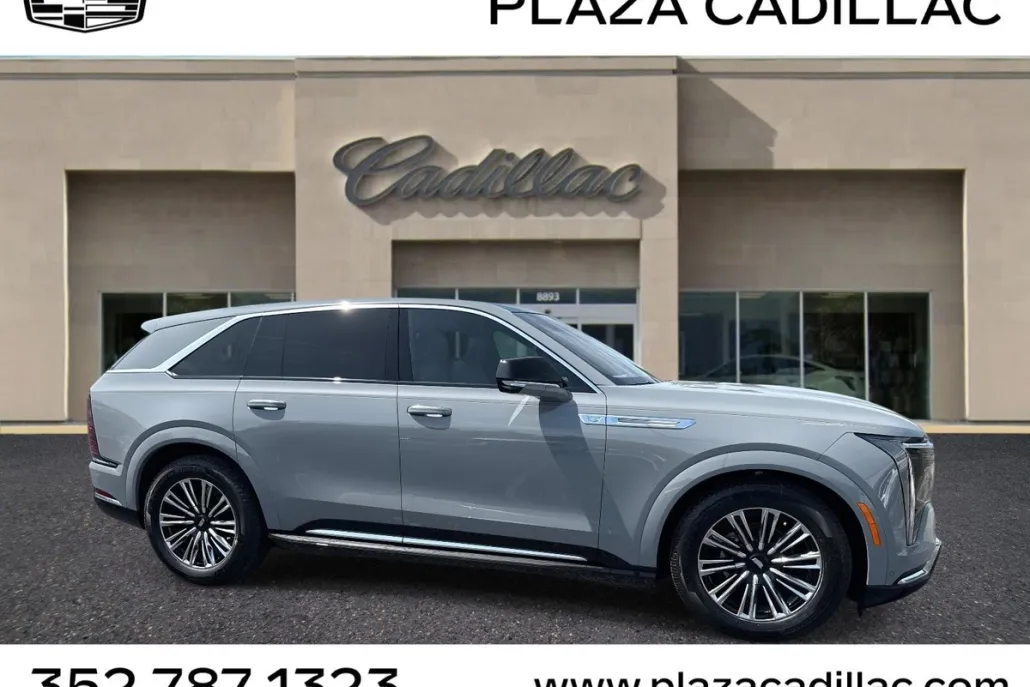 2026 Cadillac Escalade IQ Luxury photo 1