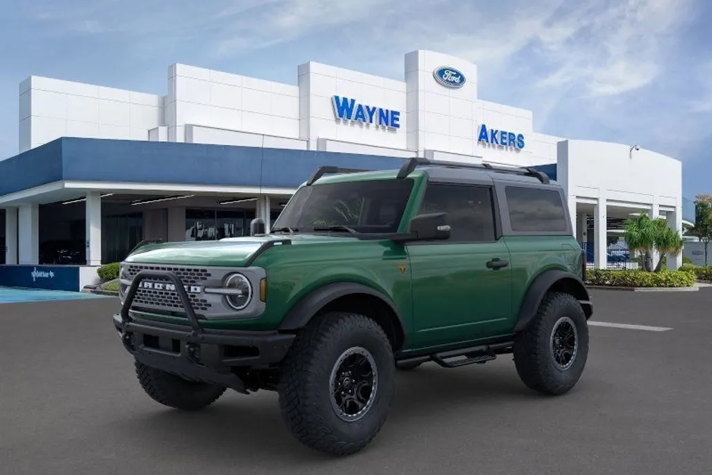 2024 Ford Bronco Badlands photo 1