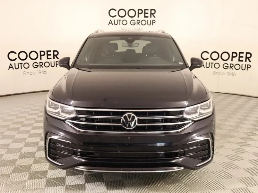 2022 Volkswagen Tiguan SEL Premium R-Line photo 1