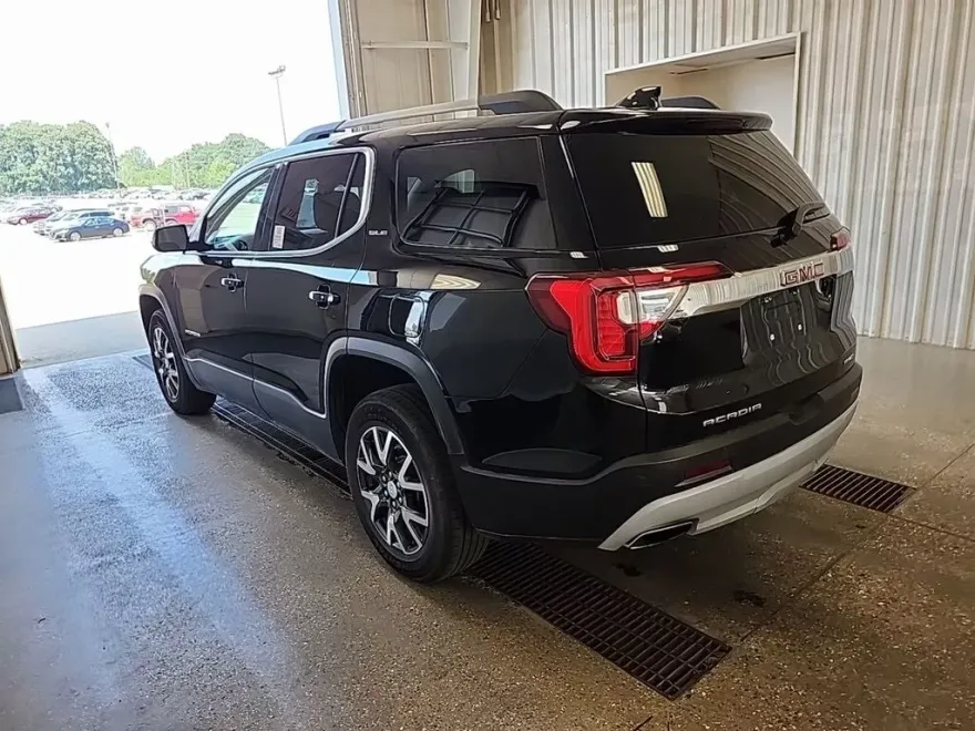 2023 Gmc Acadia SLE photo 1