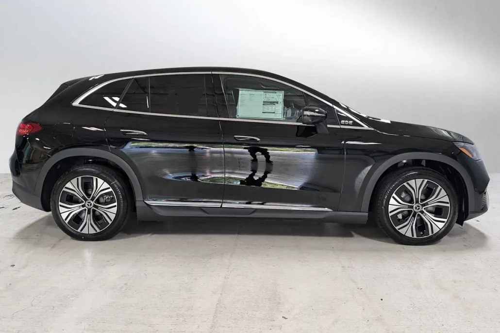 2026 Mercedes Benz EQE SUV 4MATIC photo 1