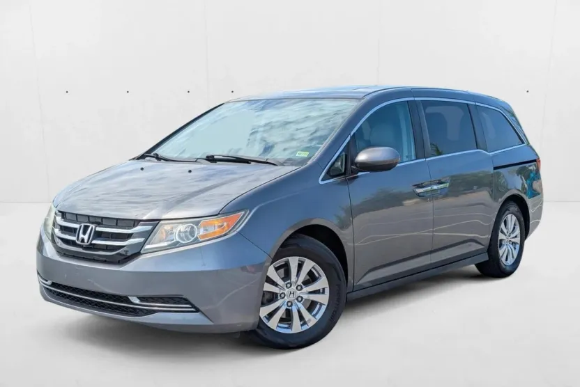 2016 Honda Odyssey EX-L photo 1