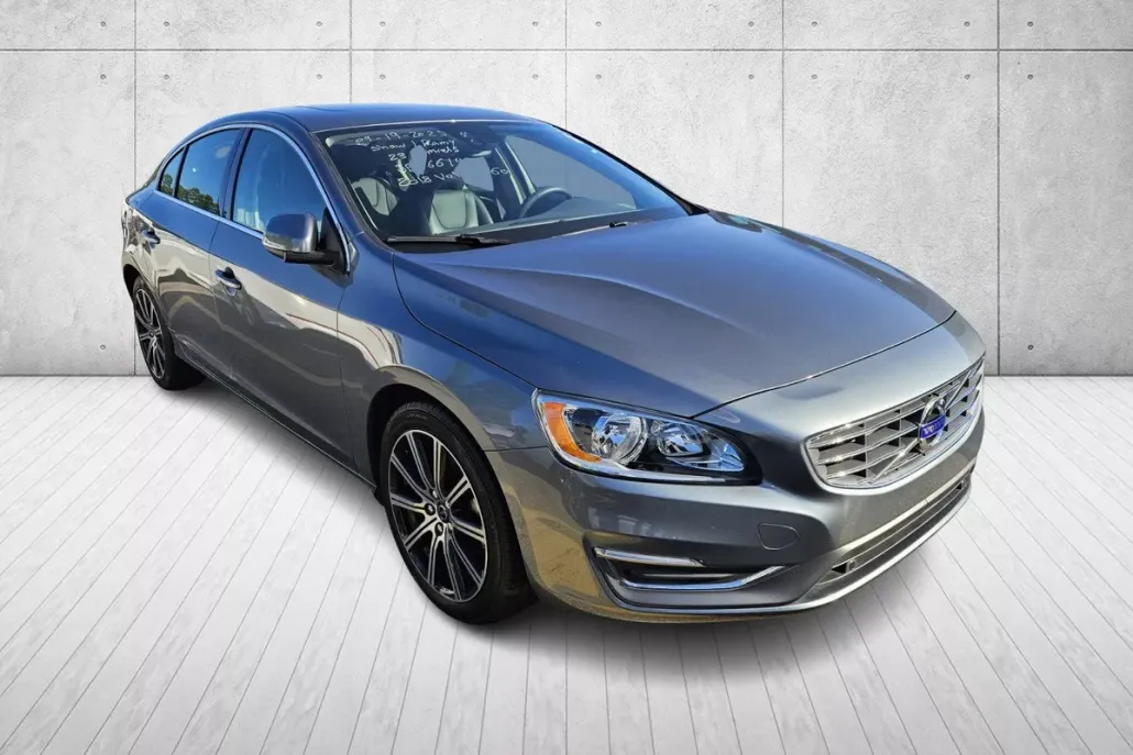 2018 Volvo S60 T5 Inscription photo 1