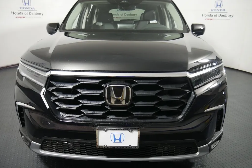 2025 Honda Pilot EX-L photo 1