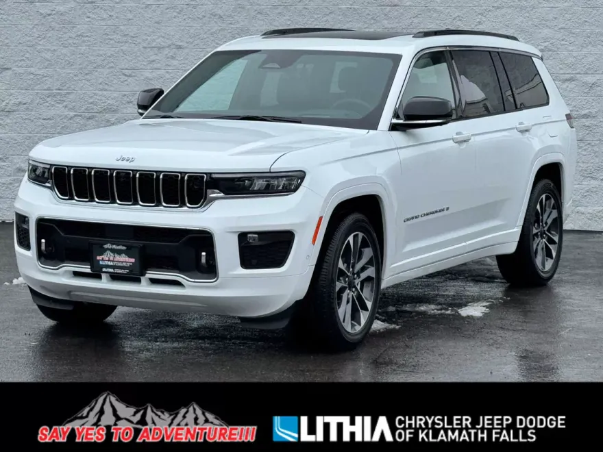 2025 Jeep Grand Cherokee Overland photo 1