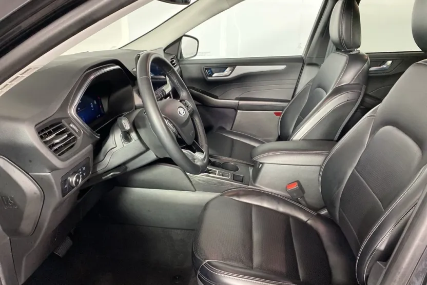 2024 Ford Escape Platinum photo 1