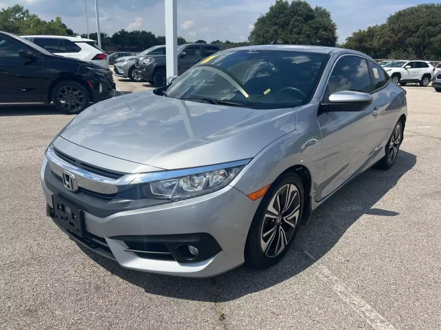 2018 Honda Civic EX-L photo 1