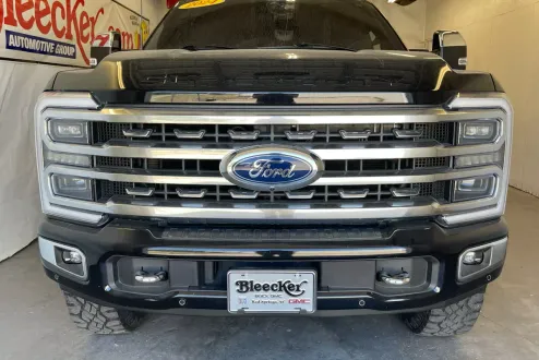 2024 Ford F-350 Platinum photo 3