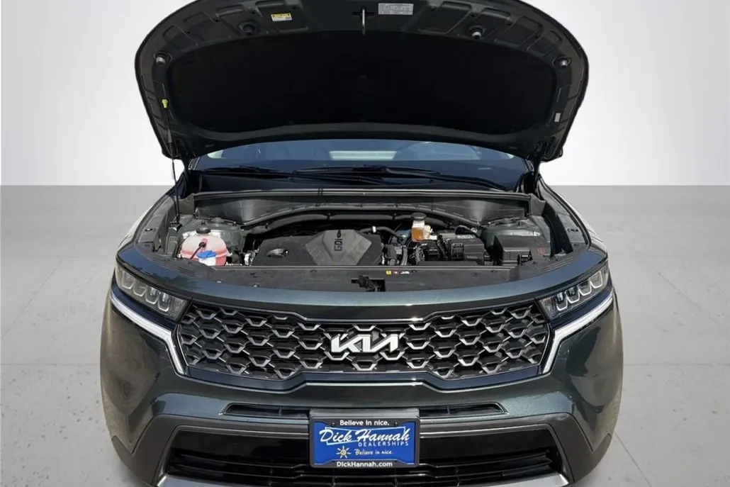2022 Kia Sorento X-Line S photo 1