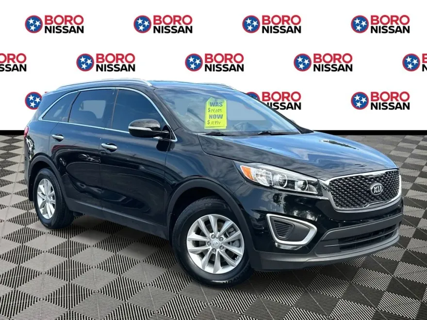 2017 Kia Sorento LX photo 1