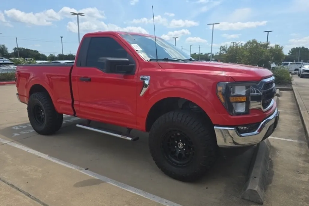 2023 Ford F-150 XLT photo 1