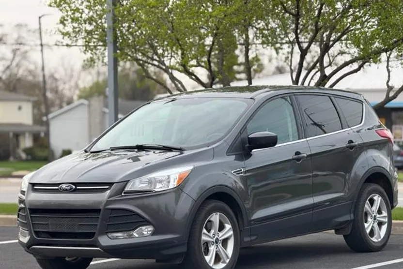 2015 Ford Escape SE photo 1