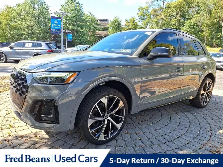 2022 Audi SQ5 Premium Plus photo 1